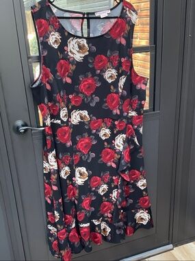 Penningtons Black Midi Dress with Red & Cream Rose Print